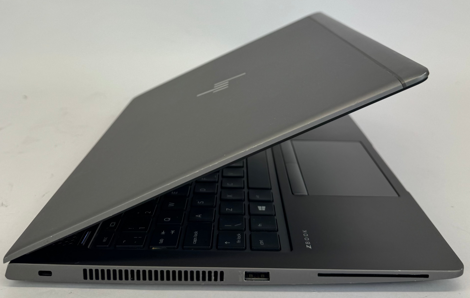 HP ZBook 14u G6 i7-8665U@1.9GHz 32GB RAM 512GB SSD 59-62% B