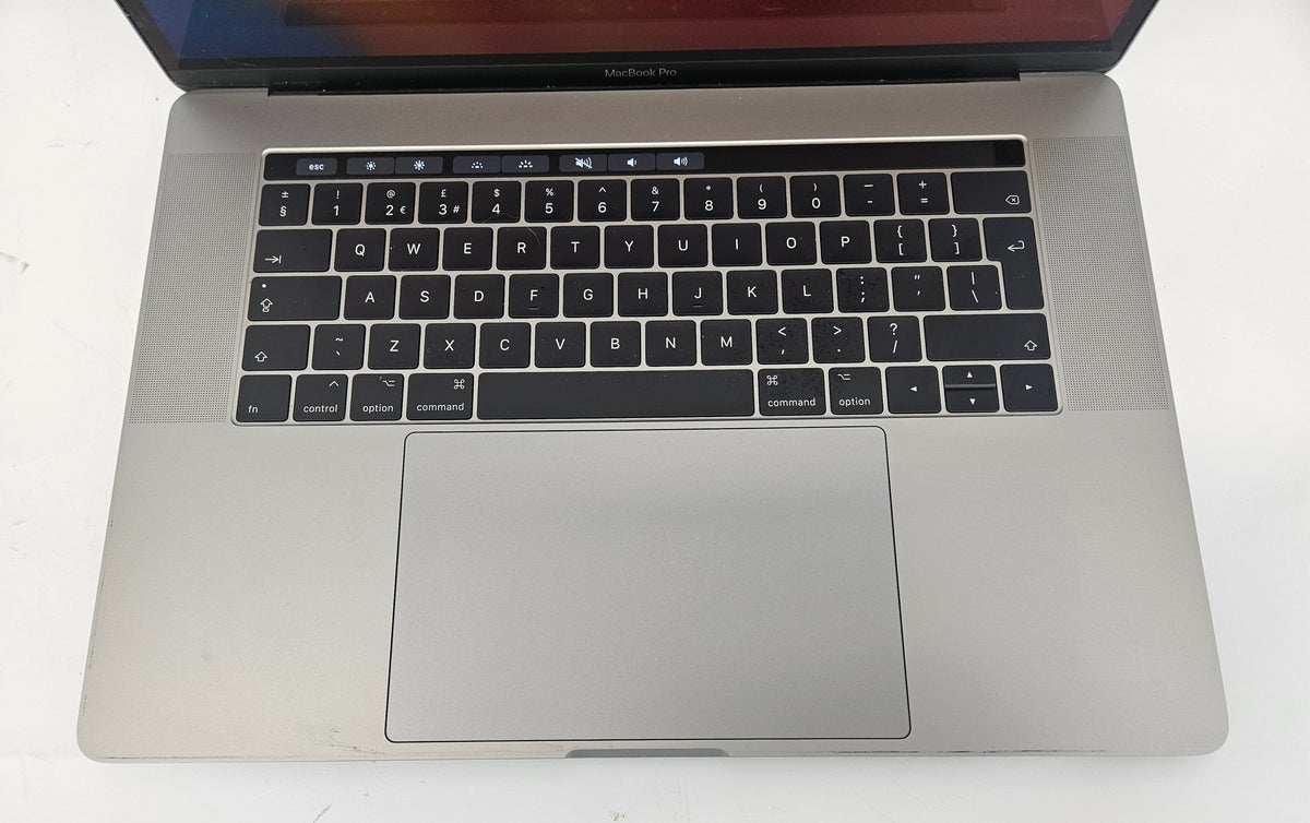 Apple MacBook Pro 15" 2017 Core i7 2.9GHz 16GB RAM 512GB SSD Ventura Grade C